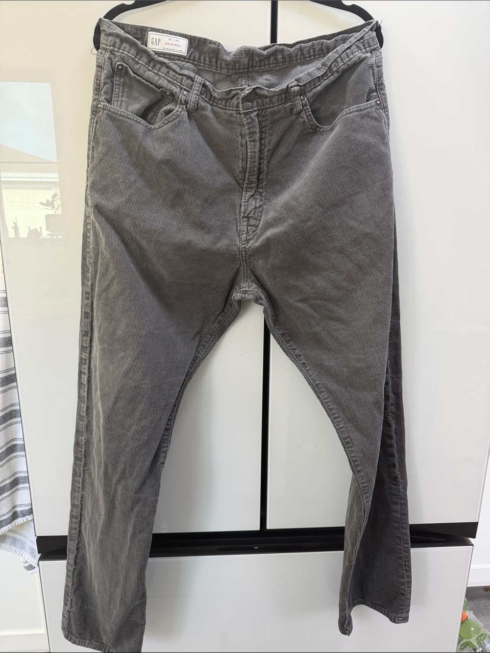 GAP Men's Gray Corduroy Relaxed Jeans